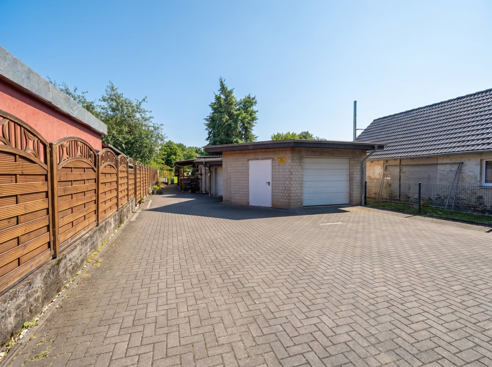 3-Zimmerwohnung, Garage und Gemeinschaftsgarten