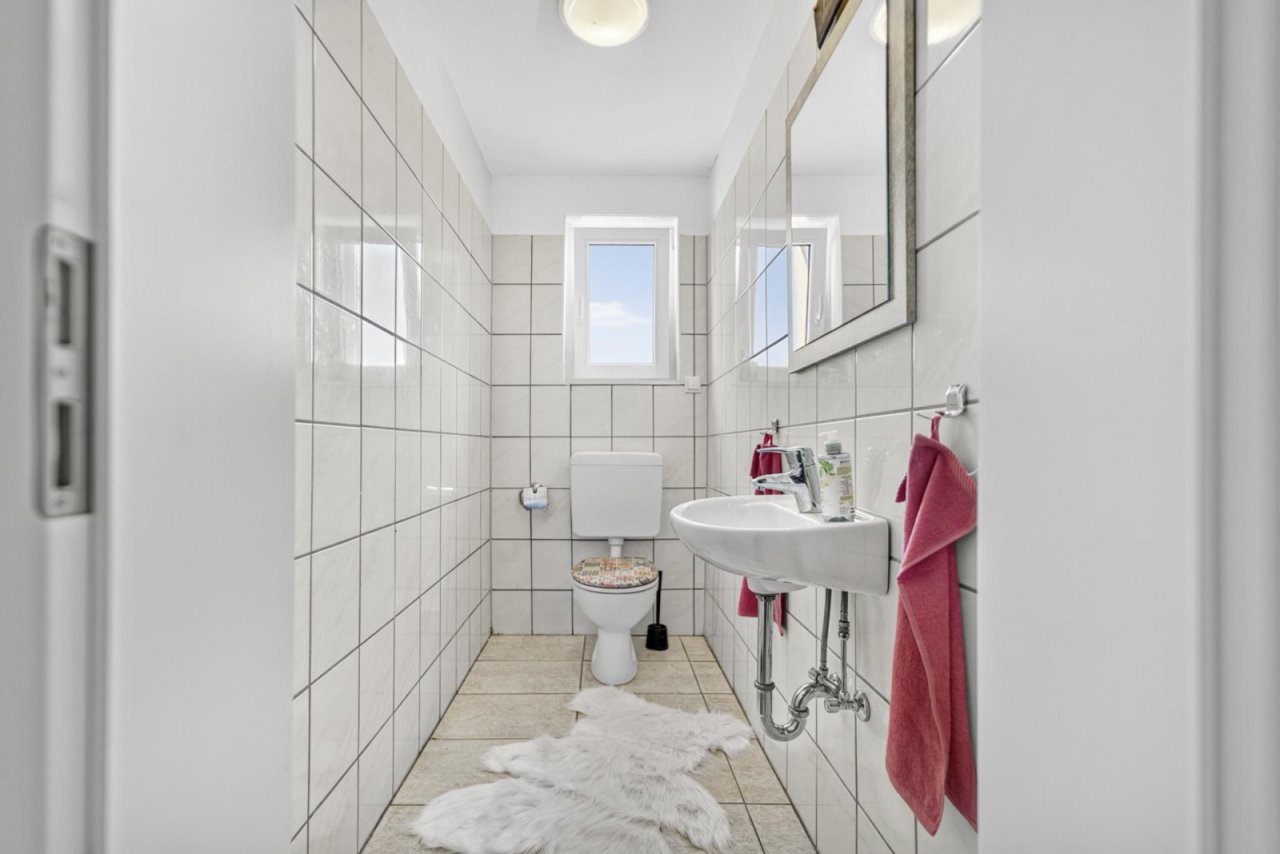 Gäste-WC Erdgeschoss
