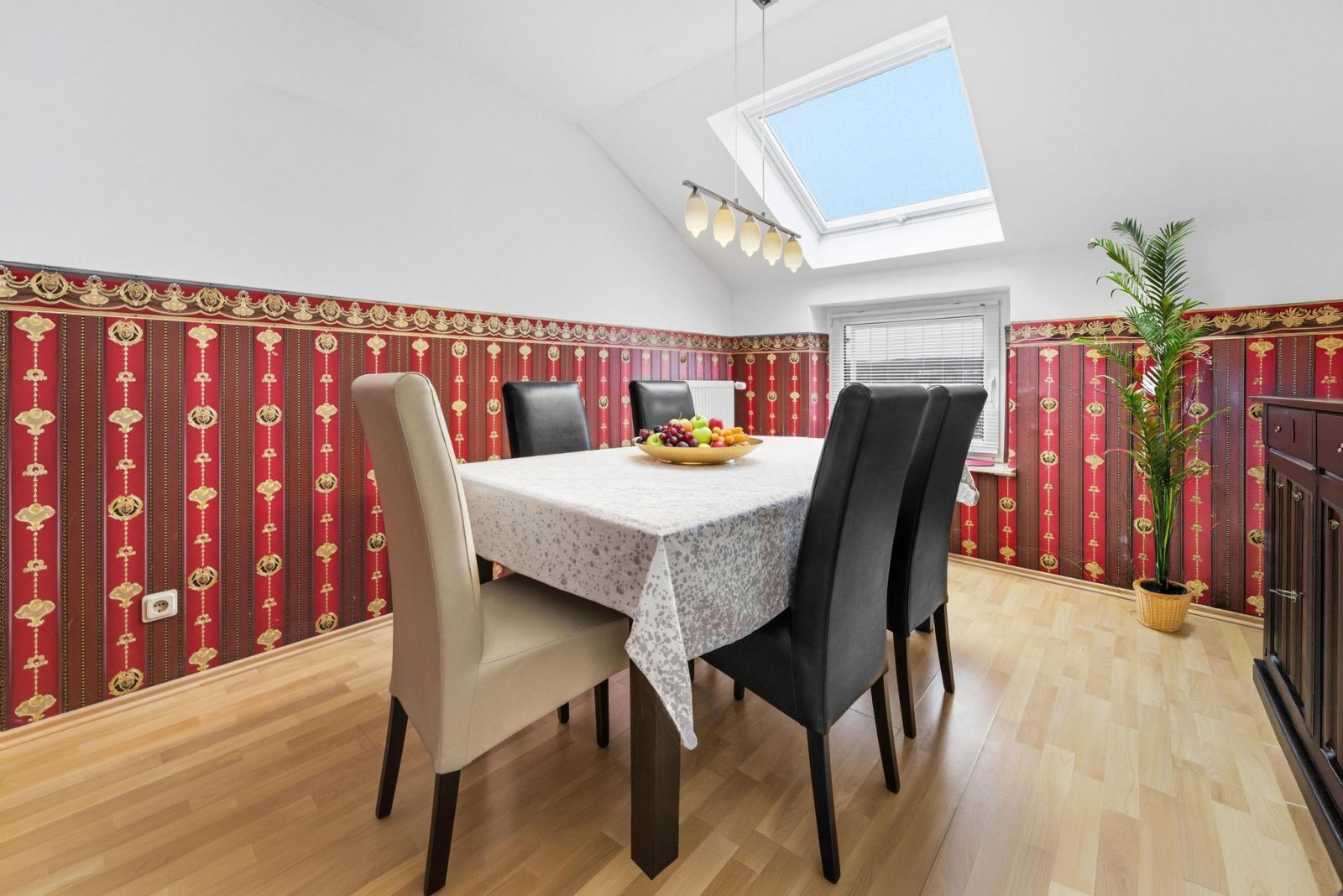 Esszimmer (Kinderzimmer I)